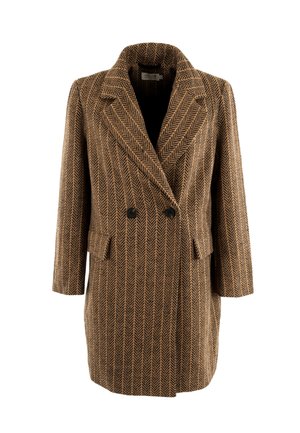 Cappotto marrone a motivo a spina di pesce con design doppiopetto, rever a punta, due tasche frontali e vestibilità rilassata.