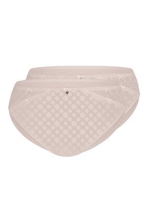 Zwei beige Damen-Bikini-Slips mit Punkten, Spitzenbesatz an den Seiten und kleinem herzförmigem Anhänger am vorderen Bund.