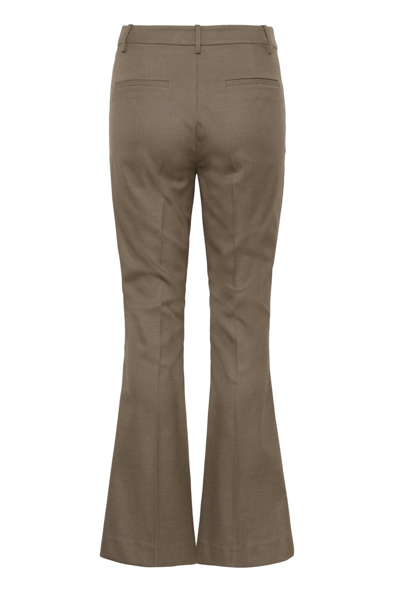 Pantalon évasé marron avec une texture lisse, doté d'une taille mi-haute et de deux poches arrière. Design épuré et ajusté sans ornements.