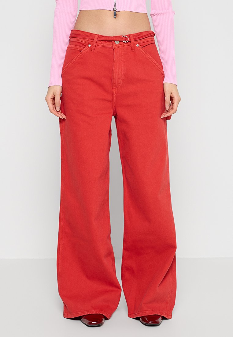 Tomorrow Relaxed fit jeans rood Tomorrow Relaxed fit jeans rood