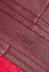 Valentino Bags ALEXIA - Piniginė - rosso