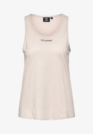 Beżowy atletyczny top na ramiączkach z okrągłym dekoltem i małym szarym logo "hummel" umieszczonym na środku klatki piersiowej.