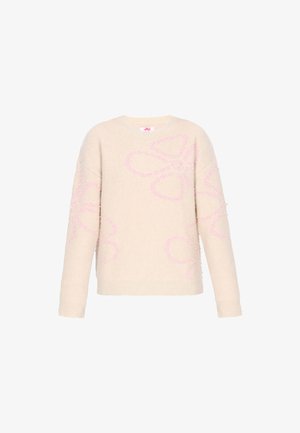 Krém színű kötött pulóver hosszú ujjakkal, rózsaszín gyöngyös virágmintázattal az elején és az ujjakon.