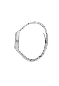 Orologio da polso in metallo argento con cassa elegante, bracciale a maglia e bordo texturizzato. Caratterizzato da un quadrante tondo e una corona laterale.