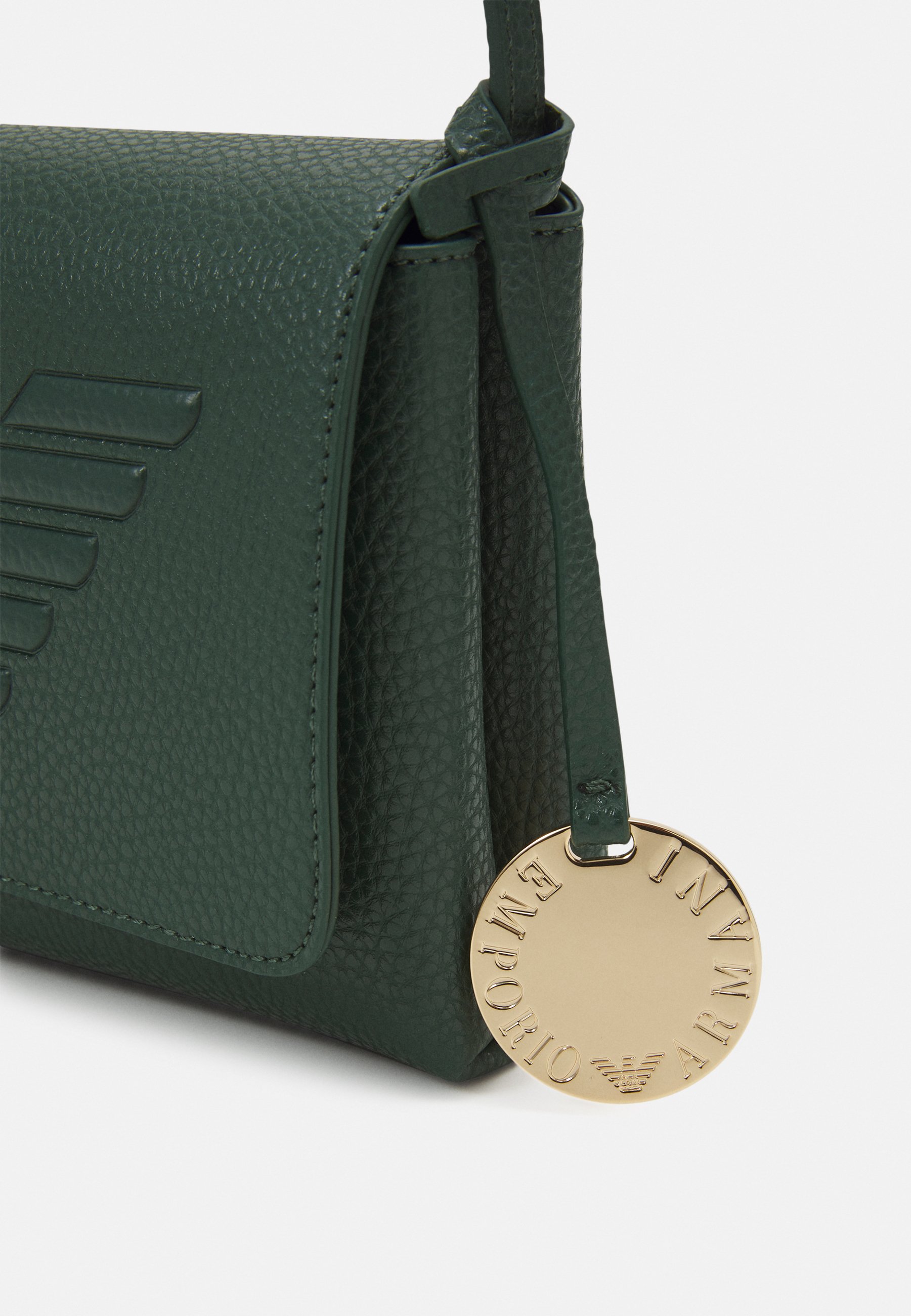 emporio armani roberta eagle handbolsa