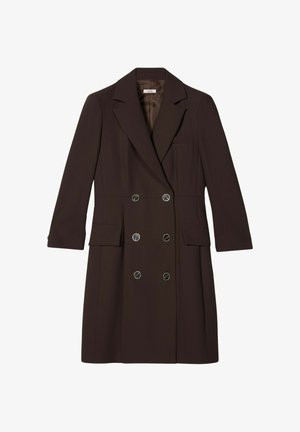 Cappotto doppiopetto marrone scuro con sei bottoni, revers a lancia, maniche lunghe, due tasche con patta e una tasca a filetto sul petto.