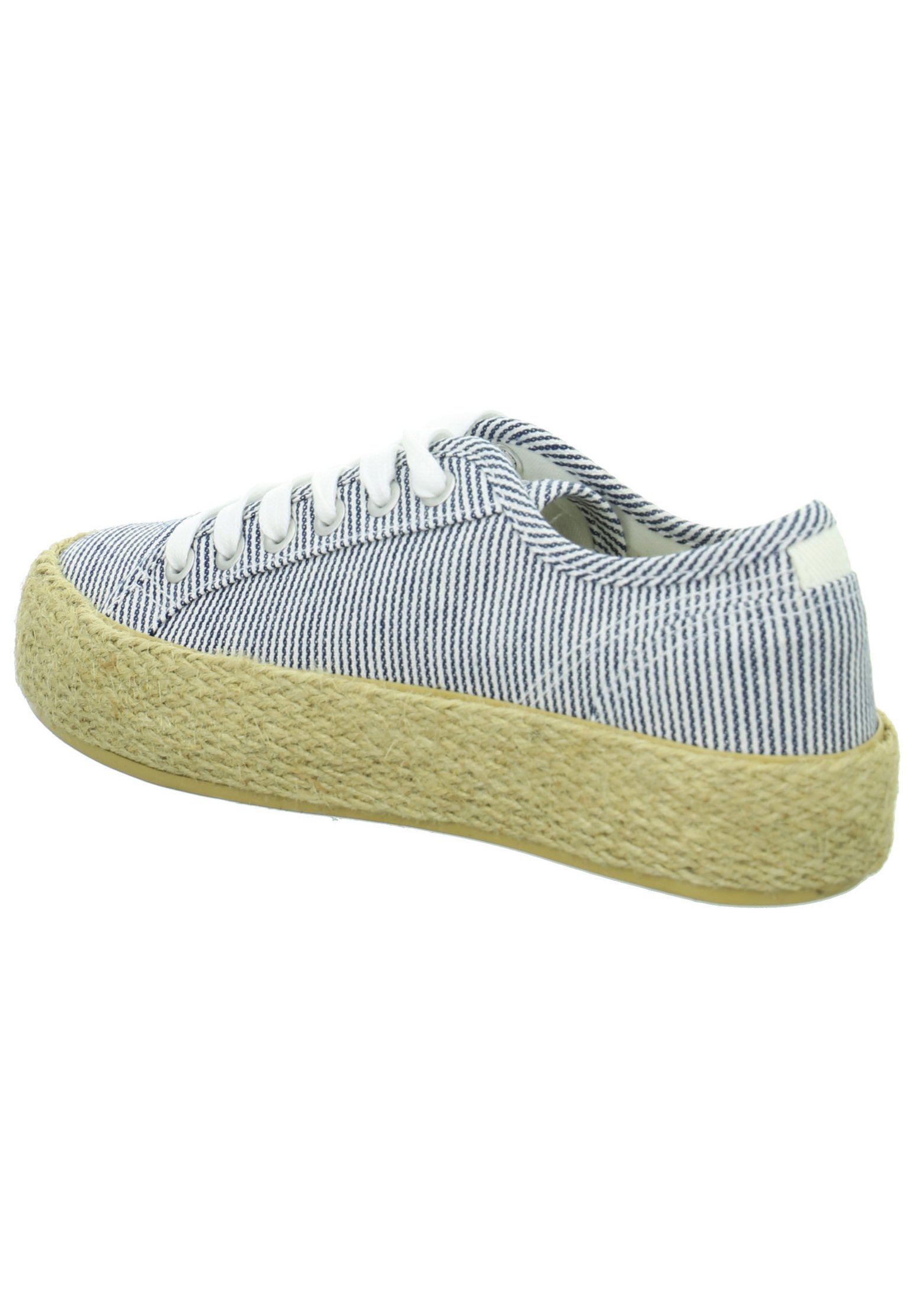 super cracks sneakers