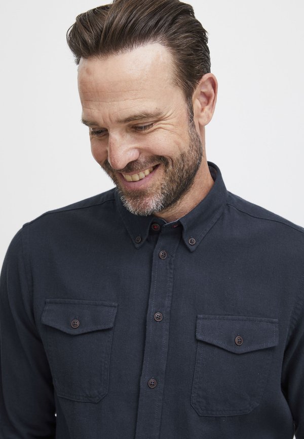 FQSteven - Shirt - salute3