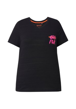 Sort V-hals T-shirt lavet af glat stof, med korte ærmer og en lyserød grafik, der står "GRL PUR" på fronten.