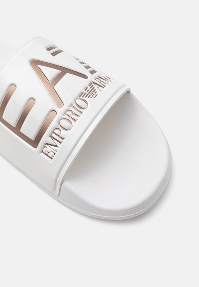 EA7 Emporio Armani UNISEX - Чехли за басейн - white/rose