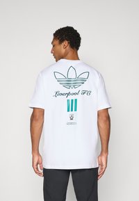 adidas Originals LIVERPOOL FC ICON  - Club wear - white