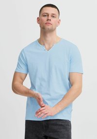 Blend BHAshton - Jednoduché tričko - blue bell