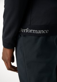 Thumbnail Image 7