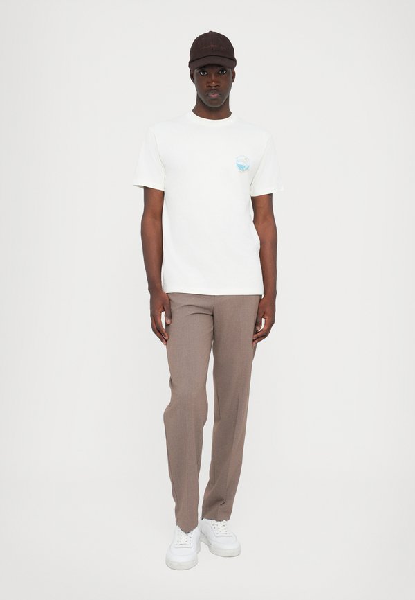 TUCKER PRINT TEE - Print T-shirt4