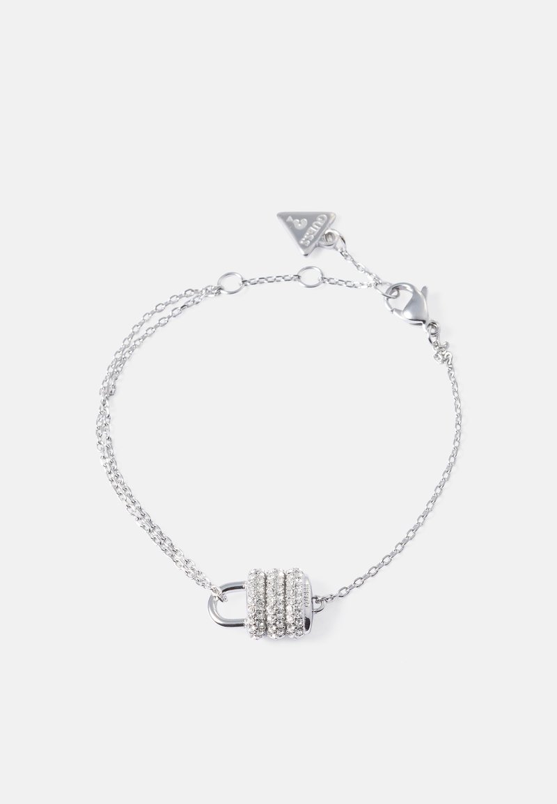 Zilveren kettingarmband met een hangslotontwerp, versierd met drie rijen heldere strassstenen. Beveiligd met een karabijnsluiting en verstelbare lengte.