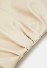 Valentino Bags LAKE  - Handväska - off white