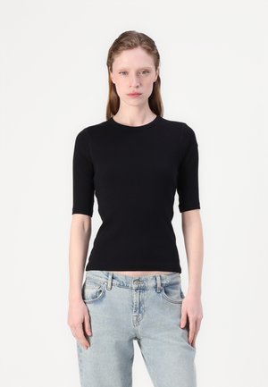 SELAY - T-shirts - black