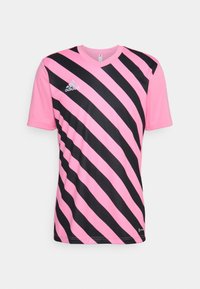 Maglia sportiva a righe rosa e nere con scollo a V. Realizzata in tessuto leggero, presenta un logo Adidas nella parte superiore sinistra.