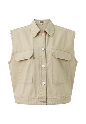 Veste sans manches beige en coton avec un col, deux poches avant et des emmanchures effilochées. Dispose d'une fermeture à boutons et d'une texture subtile.
