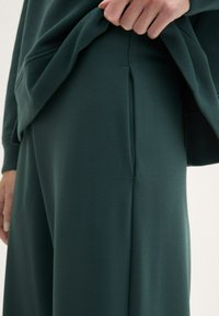 TOM TAILOR DENIM EASY CULOTTE - Hlače - dark gable green