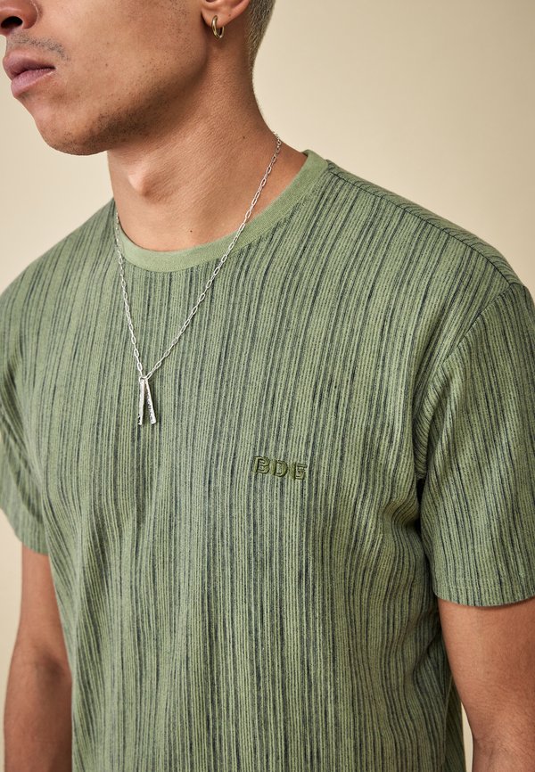 TEE - Print T-shirt - sage2