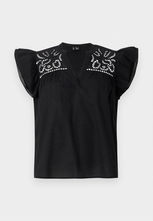 Μαύρο μπλουζάκι με κοντά βολάν μανίκια, V-λαιμόκοψη και λευκά κεντημένα λουλουδένια σχέδια στο άνω μέρος του στήθους και στους ώμους.