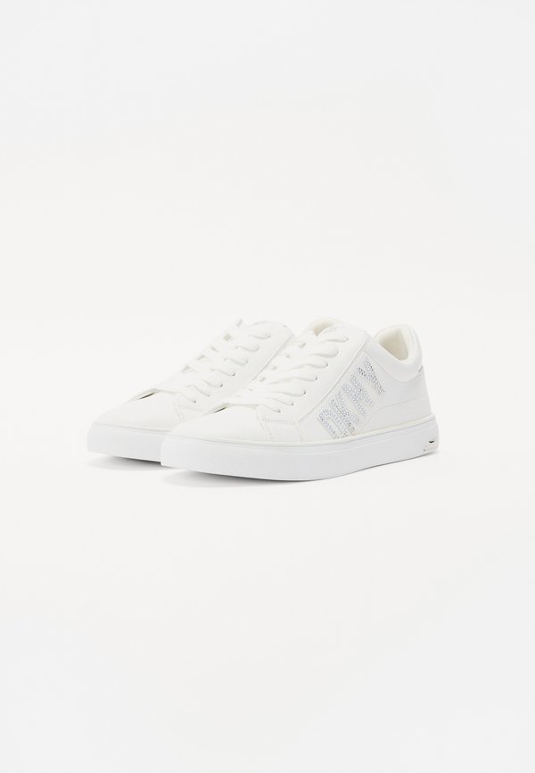 ADIRA LACE UP SNEAKER - Trainers2