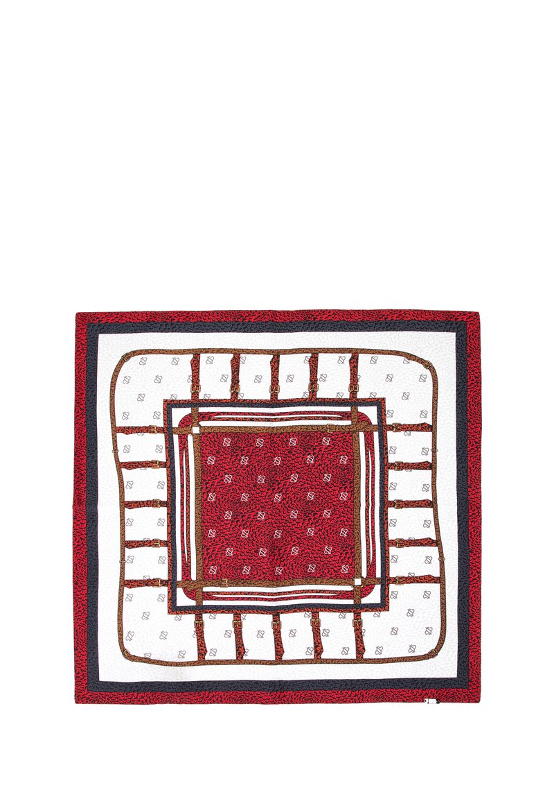 Seidenschal in quadratischer Form. Er enthält die Farben Rot, Weiß und Schwarz, aufwendige Muster sowie strukturierte Ränder mit geometrischen Akzenten.