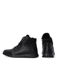 VENEZIA SNEAKERS czarny