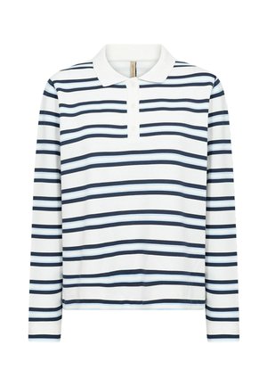 Ilgas rankovėmis baltas polo marškinėlis su tamsiai mėlynomis ir šviesiai mėlynomis horizontaliomis juostelėmis ir trijų mygtukų apykakle.