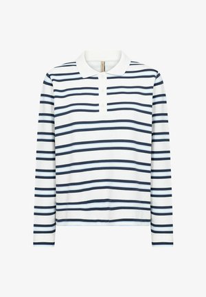 Dugi bijeli polo majica s tamnoplavim i svijetloplavim vodoravnim prugama te pladnjem s tri gumba.