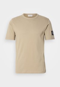 BADGE REGULAR TEE - T-shirt basic - tree house