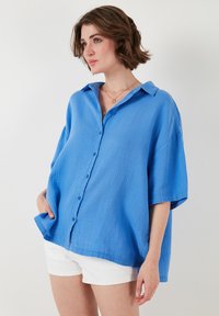 LELA Camicia - saxe blue