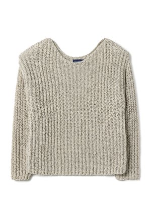 Beiger, grob gestrickter Pullover mit langen Ärmeln und rundem Ausschnitt, flach auf einem weißen Hintergrund liegend.