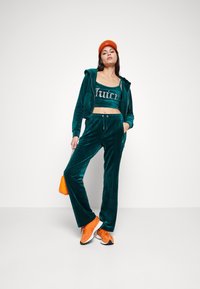 Juicy Couture MADISON - Felpa con zip - rain forest