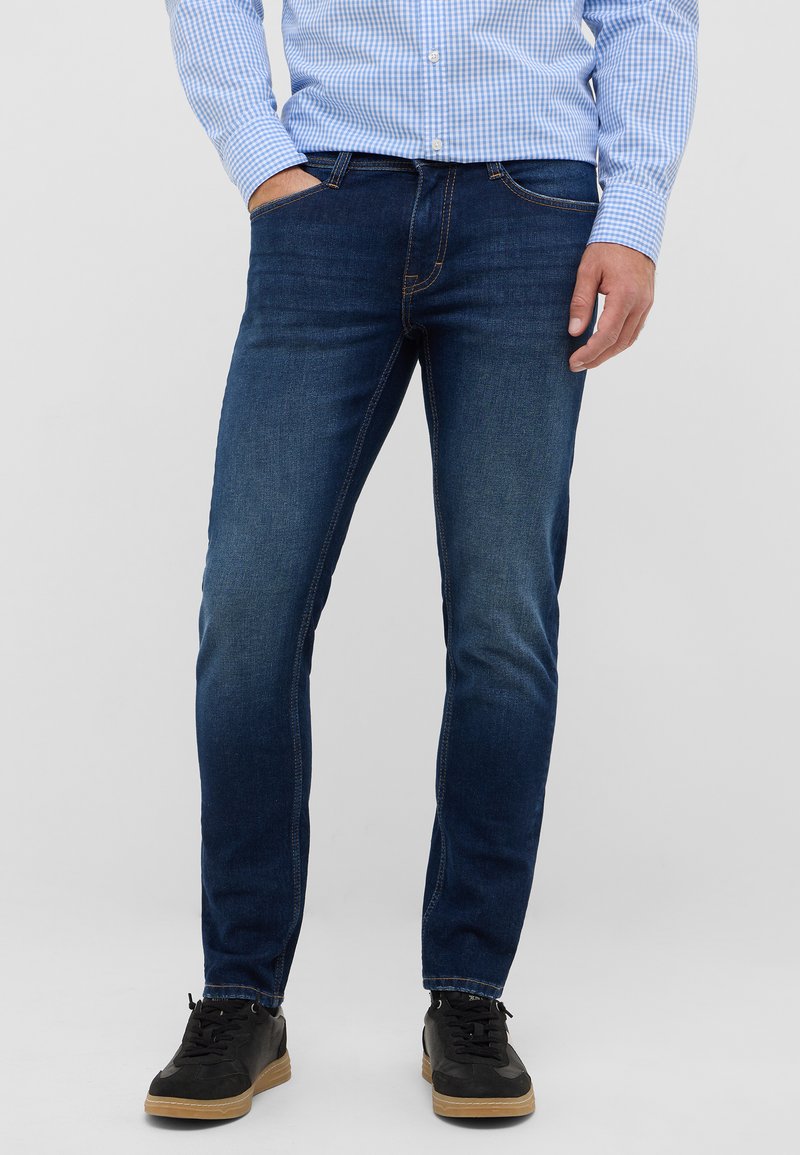 Mustang OREGON SLIM - Tiesaus kirpimo džinsai - blau