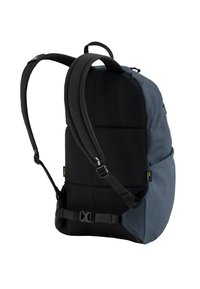 Donkerblauwe rugzak met zwarte gaasvoering, verstelbare bandjes en zijgespen. Glad oppervlak met minimale naden en een slank formaat.