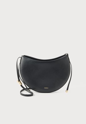 Furla, MOONSTONE SHOULDER BAG - Чанта за носене през рамо - nero