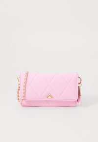 Unselected, bright pink