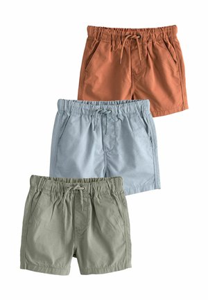 Trei perechi de pantaloni scurți: teracotă, albastru deschis și verde măsliniu. Fiecare are o talie elastică, șnur de ajustare și buzunare laterale. Design casual.