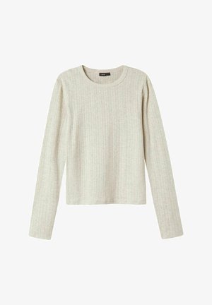Chemise à manches longues côtelée gris clair avec un col rond et de subtiles rayures verticales. Le tissu semble doux avec une finition légèrement texturée.