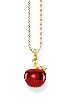 Goldene Halskette mit einem roten apfelförmigen Anhänger, der ein kleines goldenes Blatt mit eingearbeiteten Kristallen zeigt.