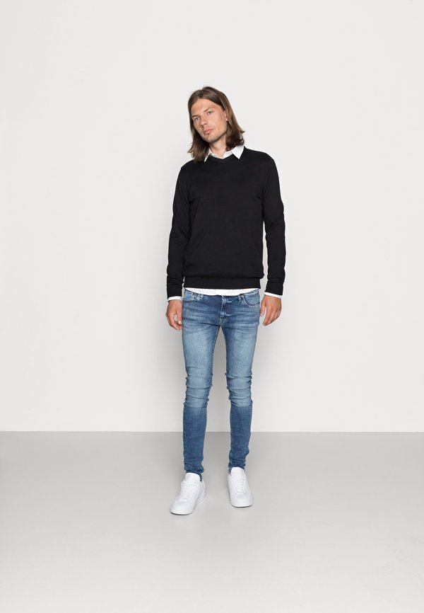 JJEBASIC V-NECK - Jumper2