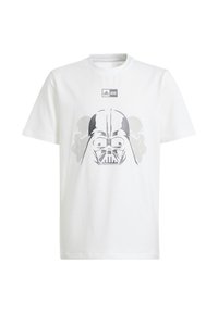 Bílý bavlněný tričko s velkým šedým grafickým motivem Darth Vadera na přední straně a malou značkovou etiketou nad designem.
