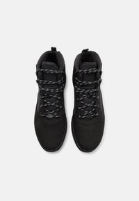 Timberland FIELD TREKKER - Vysoké tenisky - black