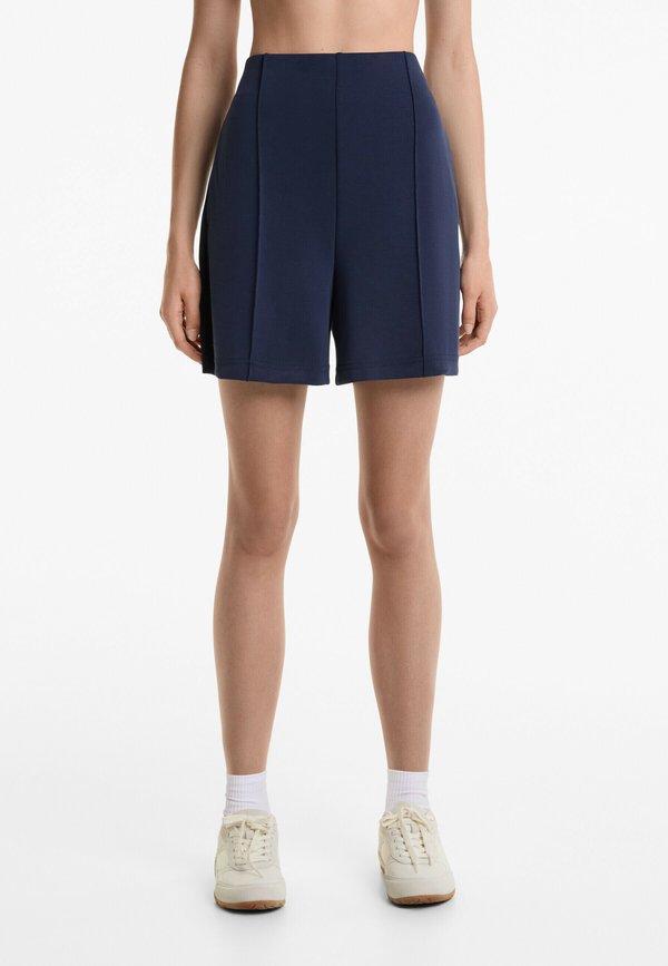 SOFT-TOUCH SUPER HIGH RISE BERMUDA - Shorts