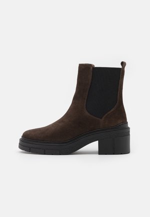 Platform ankle boots - taupe
