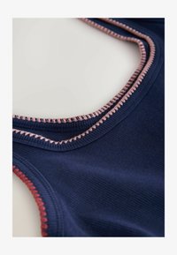 Ikke valgt, pink cream