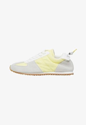 Mango, Baskets basses - yellow