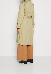 Marc O'Polo Gabardina - green
